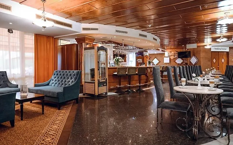 Premier Hotel Rus Kyiv