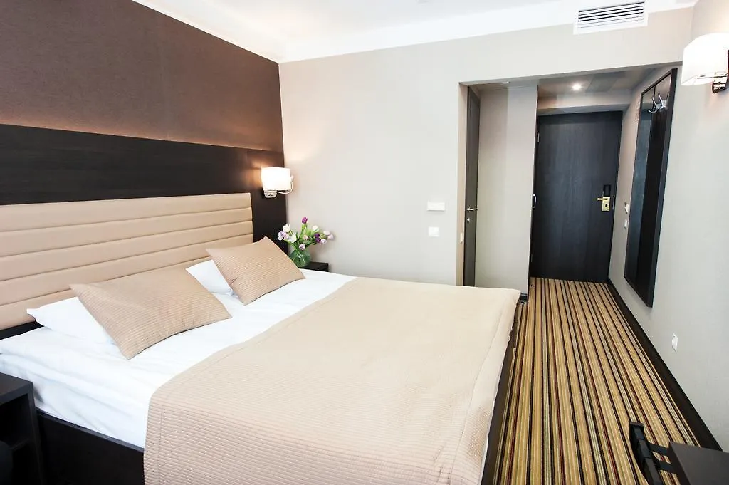 Premier Hotel Rus Kyiv
