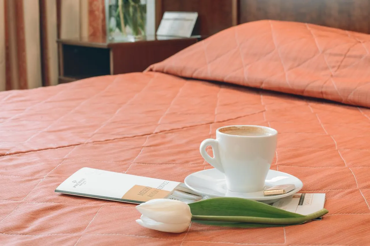 Premier Hotel Rus Kyiv