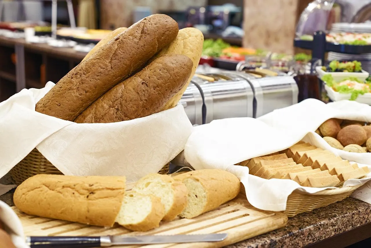 Premier Hotel Rus Kyiv