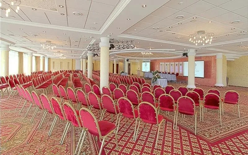 Premier Hotel Rus Kyiv