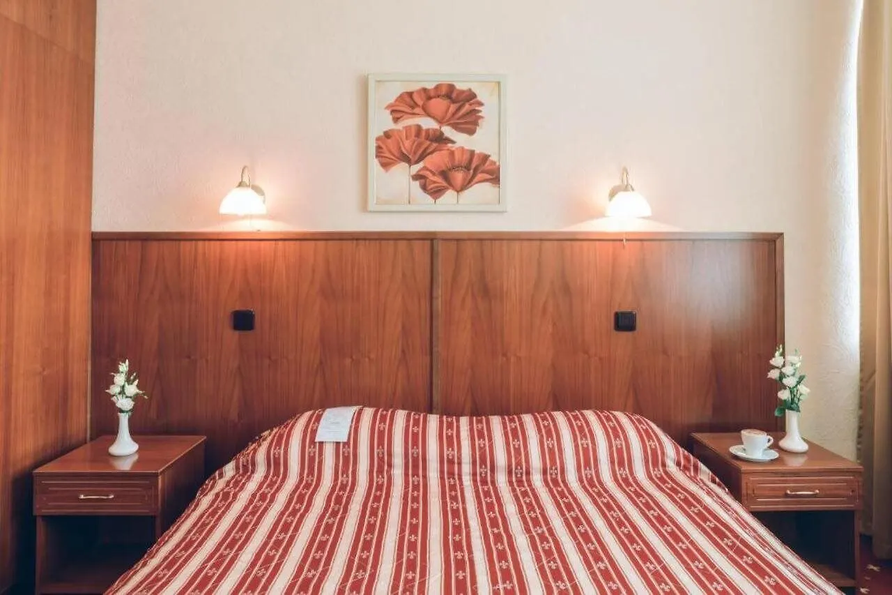 Premier Hotel Rus Kyiv 3*,