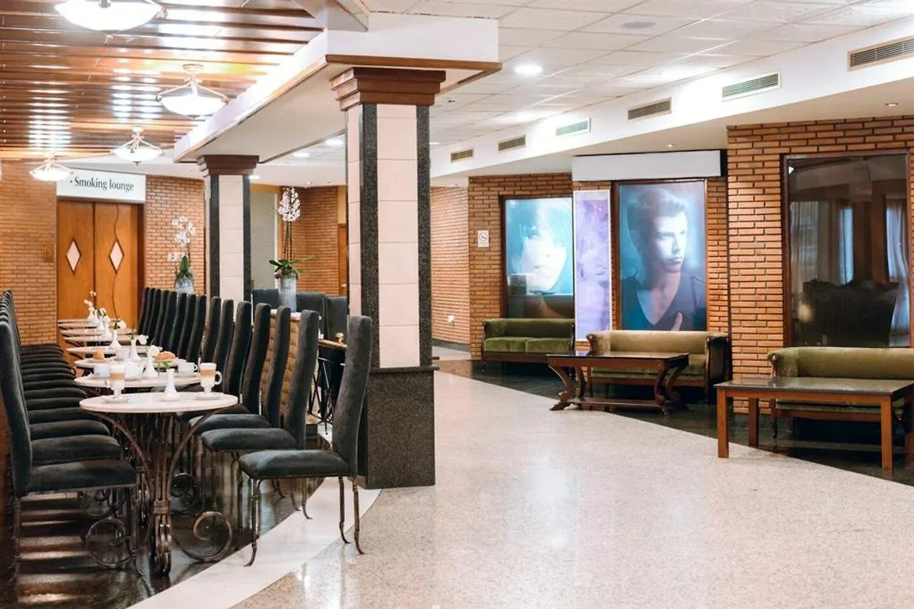 Premier Hotel Rus Kyiv